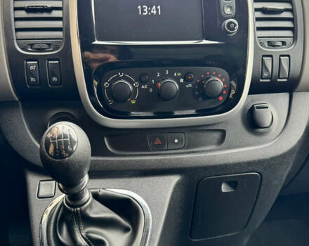 Белый Рено Трафик, объемом двигателя 1.6 л и пробегом 231 тыс. км за 11900 $, фото 9 на Automoto.ua