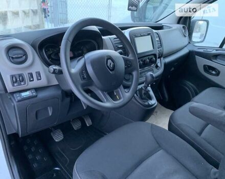 Білий Рено Трафік, об'ємом двигуна 1.6 л та пробігом 261 тис. км за 13500 $, фото 12 на Automoto.ua
