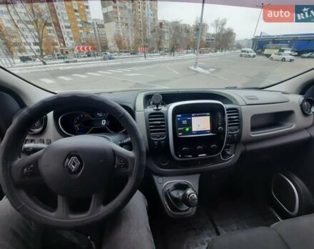 Білий Рено Трафік, об'ємом двигуна 1.6 л та пробігом 323 тис. км за 12500 $, фото 10 на Automoto.ua