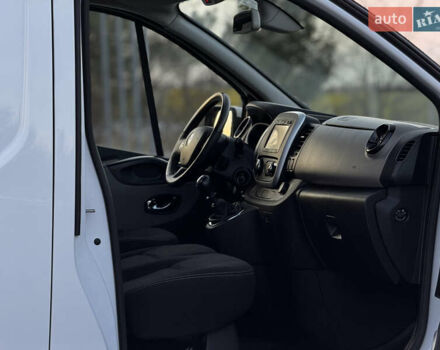 Белый Рено Трафик, объемом двигателя 1.6 л и пробегом 250 тыс. км за 13500 $, фото 66 на Automoto.ua