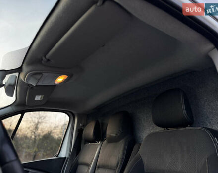 Белый Рено Трафик, объемом двигателя 1.6 л и пробегом 250 тыс. км за 13500 $, фото 58 на Automoto.ua