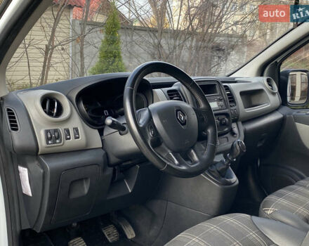 Білий Рено Трафік, об'ємом двигуна 1.6 л та пробігом 262 тис. км за 11777 $, фото 16 на Automoto.ua