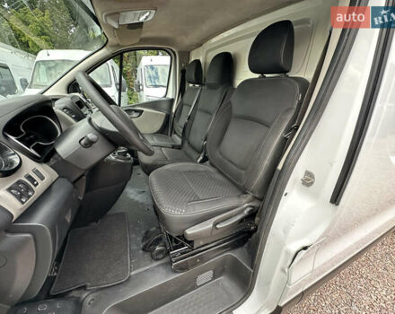 Белый Рено Трафик, объемом двигателя 1.6 л и пробегом 225 тыс. км за 13300 $, фото 14 на Automoto.ua