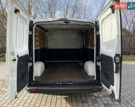 Білий Рено Трафік, об'ємом двигуна 1.6 л та пробігом 262 тис. км за 11777 $, фото 11 на Automoto.ua