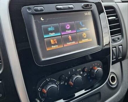 Білий Рено Трафік, об'ємом двигуна 1.6 л та пробігом 300 тис. км за 10000 $, фото 20 на Automoto.ua