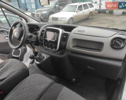 Білий Рено Трафік, об'ємом двигуна 1.6 л та пробігом 191 тис. км за 10500 $, фото 9 на Automoto.ua