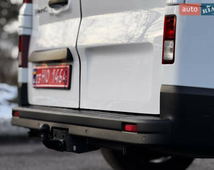 Белый Рено Трафик, объемом двигателя 1.6 л и пробегом 250 тыс. км за 13500 $, фото 37 на Automoto.ua