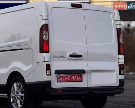 Белый Рено Трафик, объемом двигателя 1.6 л и пробегом 250 тыс. км за 13500 $, фото 43 на Automoto.ua