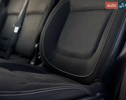 Белый Рено Трафик, объемом двигателя 1.6 л и пробегом 250 тыс. км за 13500 $, фото 59 на Automoto.ua