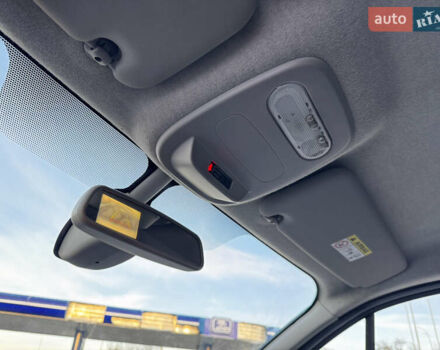 Белый Рено Трафик, объемом двигателя 1.6 л и пробегом 250 тыс. км за 13500 $, фото 56 на Automoto.ua