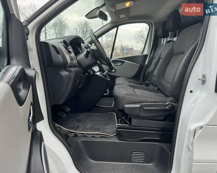 Білий Рено Трафік, об'ємом двигуна 1.6 л та пробігом 236 тис. км за 13600 $, фото 12 на Automoto.ua