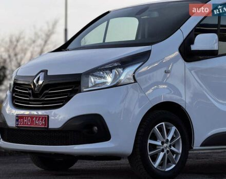 Белый Рено Трафик, объемом двигателя 1.6 л и пробегом 250 тыс. км за 13500 $, фото 22 на Automoto.ua