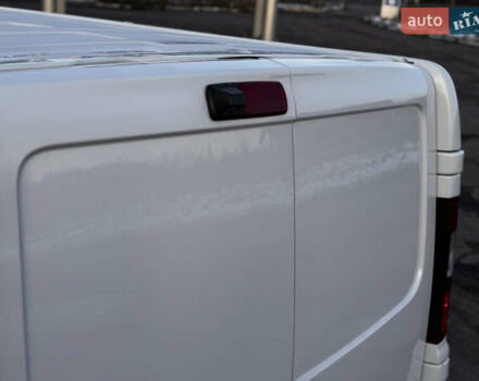 Белый Рено Трафик, объемом двигателя 1.6 л и пробегом 250 тыс. км за 13500 $, фото 39 на Automoto.ua