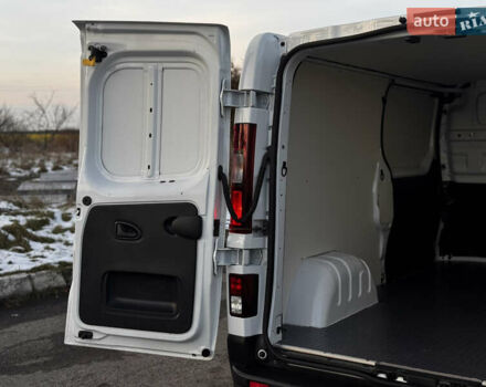 Белый Рено Трафик, объемом двигателя 1.6 л и пробегом 250 тыс. км за 13500 $, фото 45 на Automoto.ua