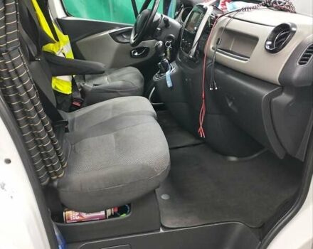 Белый Рено Трафик, объемом двигателя 1.6 л и пробегом 270 тыс. км за 11000 $, фото 10 на Automoto.ua