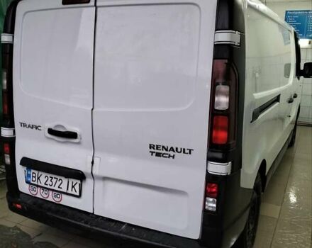 Белый Рено Трафик, объемом двигателя 1.6 л и пробегом 270 тыс. км за 11000 $, фото 4 на Automoto.ua