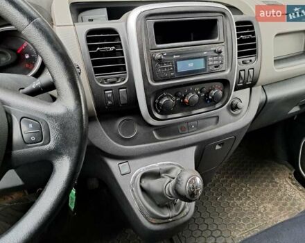 Рено Трафик 2017 в Киеве на Automoto.ua Белый Рено Трафик, объемом двигателя 1.6 л и пробегом 300 тыс. км за 13500 $, фото 2 на Automoto.ua