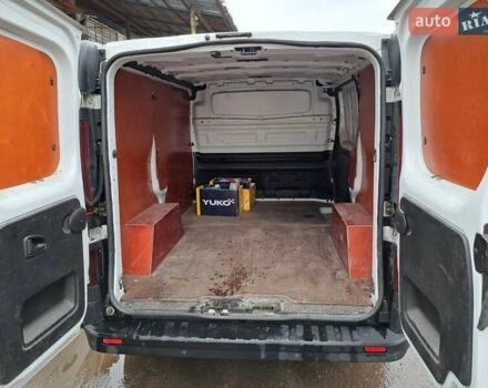 Рено Трафик 2017 в Киеве на Automoto.ua Белый Рено Трафик, объемом двигателя 1.6 л и пробегом 300 тыс. км за 13500 $, фото 17 на Automoto.ua