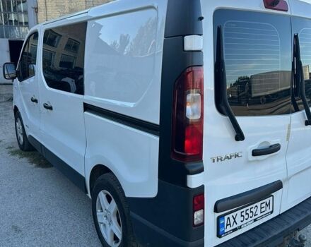 Білий Рено Трафік, об'ємом двигуна 1.6 л та пробігом 257 тис. км за 12000 $, фото 5 на Automoto.ua