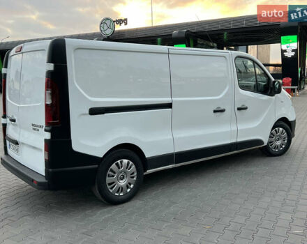 Белый Рено Трафик, объемом двигателя 1.6 л и пробегом 273 тыс. км за 11500 $, фото 16 на Automoto.ua