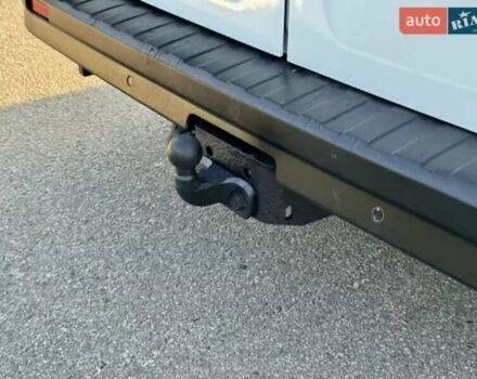 Рено Трафик 2017 в Днепре (Днепропетровске) на Automoto.ua Белый Рено Трафик, объемом двигателя 0 л и пробегом 220 тыс. км за 13000 $, фото 6 на Automoto.ua