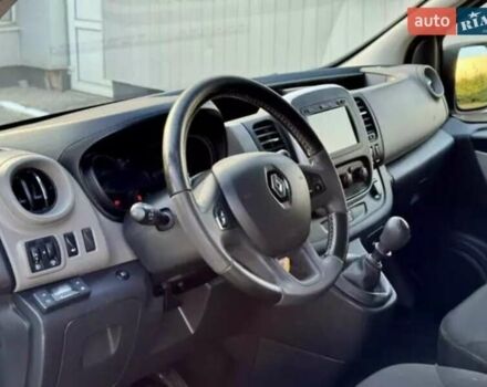 Рено Трафик 2017 в Днепре (Днепропетровске) на Automoto.ua Белый Рено Трафик, объемом двигателя 0 л и пробегом 220 тыс. км за 13000 $, фото 7 на Automoto.ua