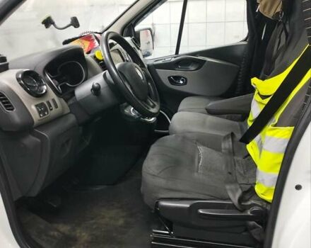 Белый Рено Трафик, объемом двигателя 1.6 л и пробегом 270 тыс. км за 11000 $, фото 20 на Automoto.ua