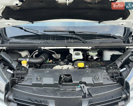 Белый Рено Трафик, объемом двигателя 1.6 л и пробегом 273 тыс. км за 11500 $, фото 29 на Automoto.ua