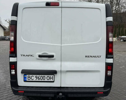 Белый Рено Трафик, объемом двигателя 1.6 л и пробегом 159 тыс. км за 16400 $, фото 5 на Automoto.ua