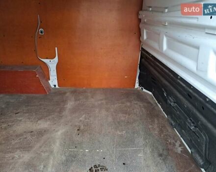 Рено Трафик 2017 в Киеве на Automoto.ua Белый Рено Трафик, объемом двигателя 1.6 л и пробегом 300 тыс. км за 13500 $, фото 16 на Automoto.ua