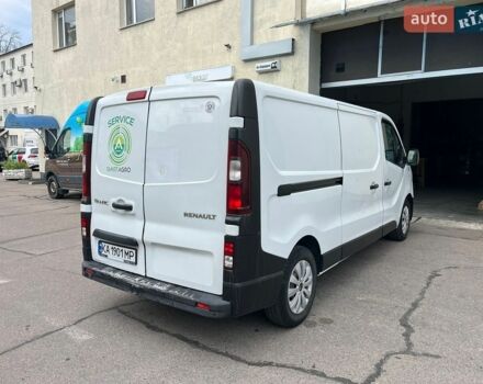 Белый Рено Трафик, объемом двигателя 1.6 л и пробегом 400 тыс. км за 12000 $, фото 4 на Automoto.ua