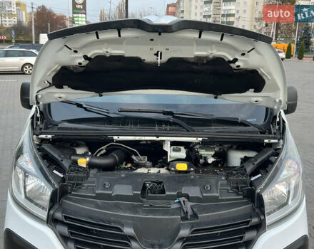 Белый Рено Трафик, объемом двигателя 1.6 л и пробегом 273 тыс. км за 11500 $, фото 30 на Automoto.ua