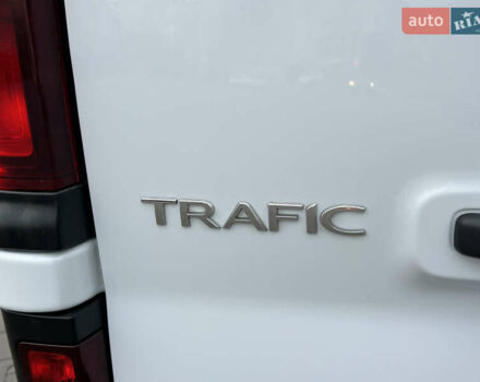 Белый Рено Трафик, объемом двигателя 1.6 л и пробегом 273 тыс. км за 11500 $, фото 23 на Automoto.ua