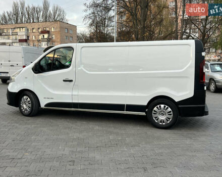 Белый Рено Трафик, объемом двигателя 1.6 л и пробегом 273 тыс. км за 11500 $, фото 10 на Automoto.ua