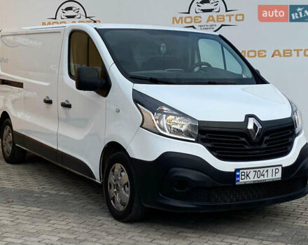 Белый Рено Трафик, объемом двигателя 1.6 л и пробегом 140 тыс. км за 14999 $, фото 2 на Automoto.ua