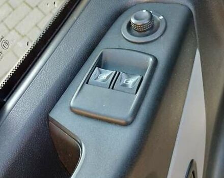 Белый Рено Трафик, объемом двигателя 1.6 л и пробегом 230 тыс. км за 12400 $, фото 10 на Automoto.ua