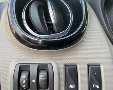 Белый Рено Трафик, объемом двигателя 1.6 л и пробегом 140 тыс. км за 14950 $, фото 14 на Automoto.ua