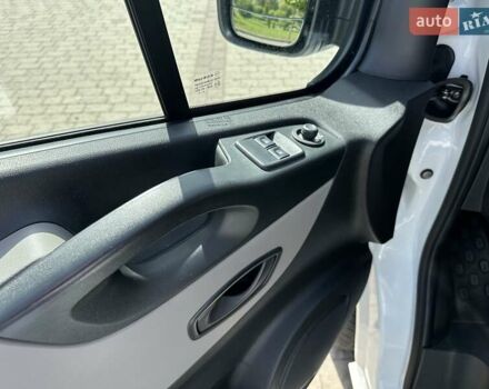 Білий Рено Трафік, об'ємом двигуна 1.6 л та пробігом 190 тис. км за 12700 $, фото 12 на Automoto.ua