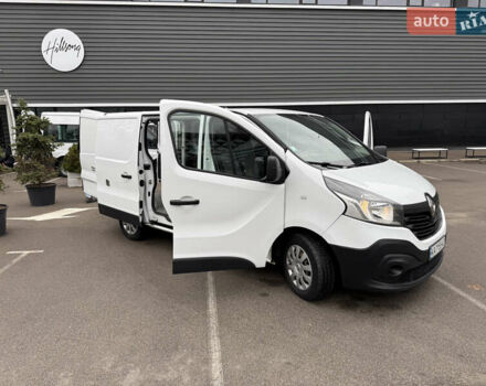 Белый Рено Трафик, объемом двигателя 1.6 л и пробегом 152 тыс. км за 13700 $, фото 12 на Automoto.ua