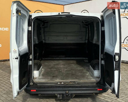 Белый Рено Трафик, объемом двигателя 1.6 л и пробегом 140 тыс. км за 14950 $, фото 20 на Automoto.ua