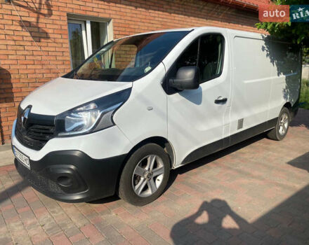Белый Рено Трафик, объемом двигателя 1.6 л и пробегом 206 тыс. км за 13500 $, фото 3 на Automoto.ua