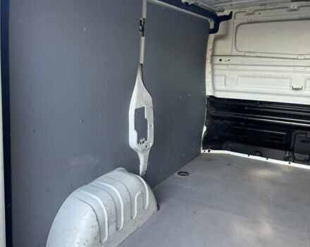 Белый Рено Трафик, объемом двигателя 1.6 л и пробегом 170 тыс. км за 12000 $, фото 9 на Automoto.ua