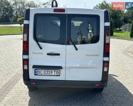 Білий Рено Трафік, об'ємом двигуна 1.6 л та пробігом 190 тис. км за 12700 $, фото 4 на Automoto.ua
