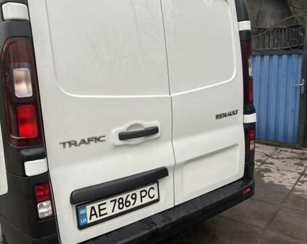 Белый Рено Трафик, объемом двигателя 1.6 л и пробегом 151 тыс. км за 14600 $, фото 5 на Automoto.ua