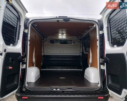 Белый Рено Трафик, объемом двигателя 1.6 л и пробегом 190 тыс. км за 14000 $, фото 20 на Automoto.ua