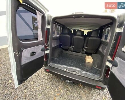 Білий Рено Трафік, об'ємом двигуна 1.6 л та пробігом 110 тис. км за 19999 $, фото 40 на Automoto.ua