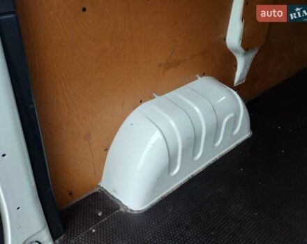 Белый Рено Трафик, объемом двигателя 1.6 л и пробегом 190 тыс. км за 14000 $, фото 18 на Automoto.ua