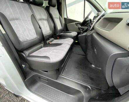 Білий Рено Трафік, об'ємом двигуна 1.6 л та пробігом 110 тис. км за 19999 $, фото 23 на Automoto.ua