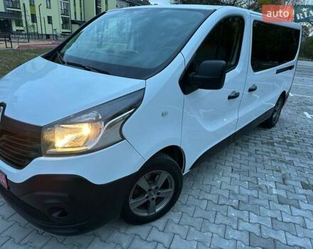 Белый Рено Трафик, объемом двигателя 1.6 л и пробегом 111 тыс. км за 19999 $, фото 2 на Automoto.ua