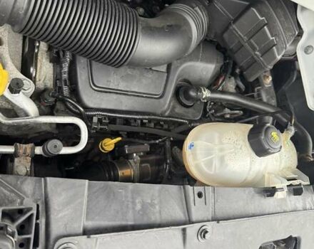 Білий Рено Трафік, об'ємом двигуна 1.6 л та пробігом 228 тис. км за 14800 $, фото 37 на Automoto.ua